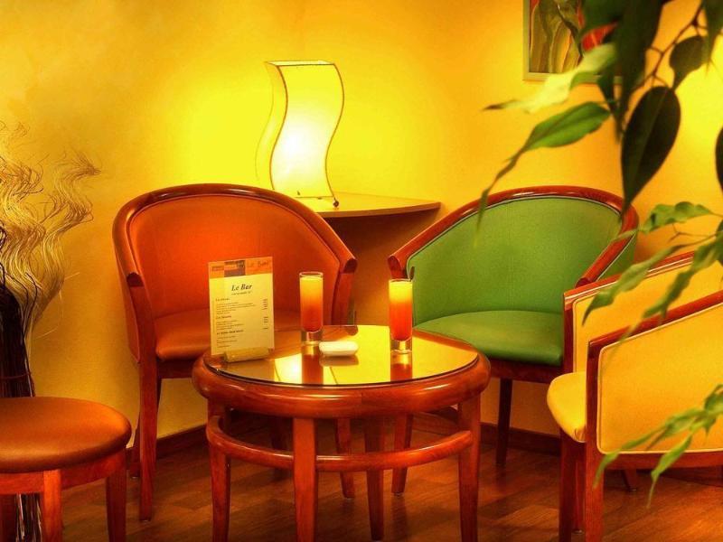 Ibis Brignoles Provence Verte Exterior photo