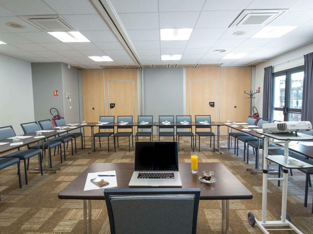 Ibis Brignoles Provence Verte Exterior photo